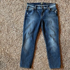 7 for all Mankind The Skinny Crop & Roll cropped capri Size 27 EUC Made in USA